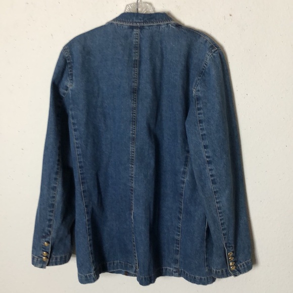 Lauren Jean Co by Ralph Lauren Jean Jacket cool buttons (one missing) Size M - Picture 7 of 10